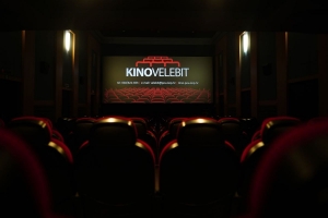 Kino Velebit koristi program (software) za prodaju i rezervaciju karata.